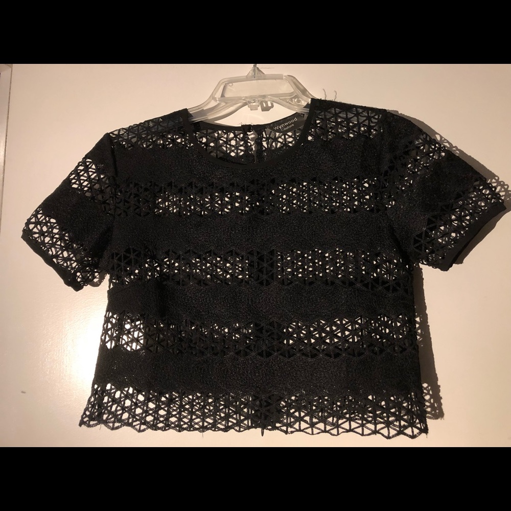 Black Crop top